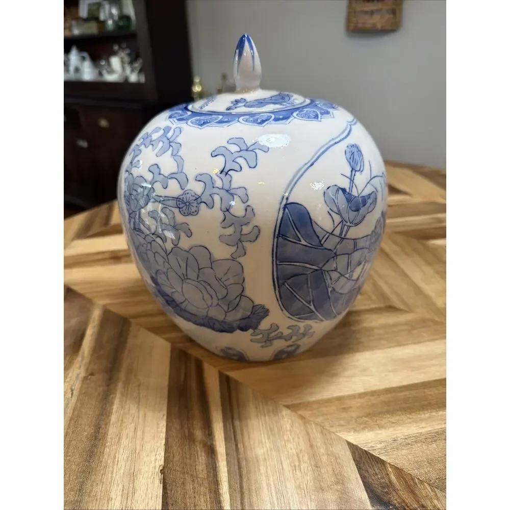 Beauty Blue & White Chinese Floral 10 in. Chinoiseries Ginger Jar w/ Lid Stamped